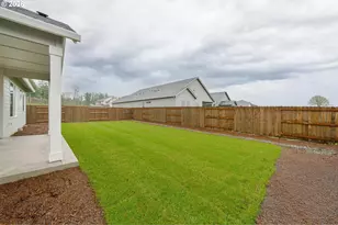 2329 E Wolfpack St, La Center, WA 98629 - Photo 43