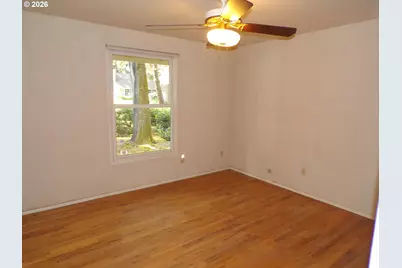 18536 Longfellow Ave, Lake Oswego, OR 97035 - Photo 17