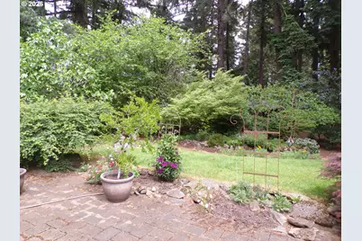 18536 Longfellow Ave, Lake Oswego, OR 97035 - Photo 21