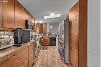 16000 SE Powell Blvd #6, Portland, OR 97236 - Photo 13