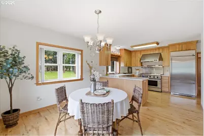28095 Santiam Hwy, Sweet Home, OR 97386 - Photo 17