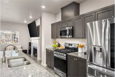 14203 SW 169th Ave, Portland, OR 97224 - Photo 11