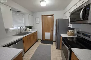 5616 NE 70th St, Vancouver, WA 98661 - Photo 7