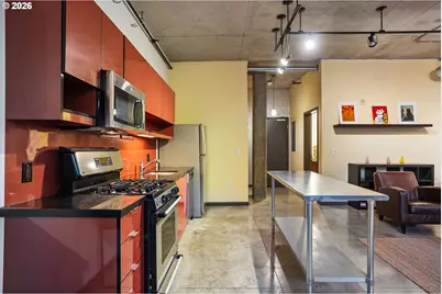 1030 NW 12th Ave #131, Portland, OR 97209 - Photo 23