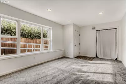 700 Barton Ave, Gladstone, OR 97027 - Photo 7