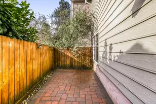 700 Barton Ave, Gladstone, OR 97027 - Photo 5
