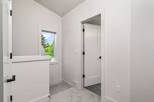 5601 SE Bybee Blvd, Portland, OR 97202 - Photo 9