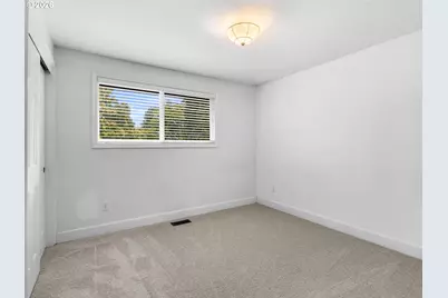 15815 SW 88th Ave, Portland, OR 97224 - Photo 9