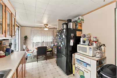 306 SE Front St, Winlock, WA 98596 - Photo 11