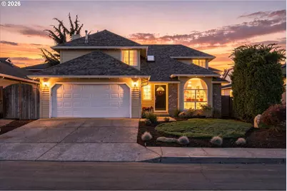 15118 SW Kenton Dr, Portland, OR 97224 - Photo 1