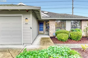 1621 NE Greensword Dr, Hillsboro, OR 97124 - Photo 3