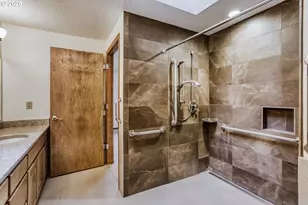 1621 NE Greensword Dr, Hillsboro, OR 97124 - Photo 13