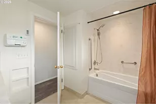 1355 Paige Ave, Eugene, OR 97405 - Photo 21
