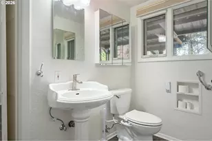1355 Paige Ave, Eugene, OR 97405 - Photo 25