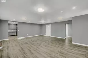 12828 SE Bush St, Portland, OR 97236 - Photo 5