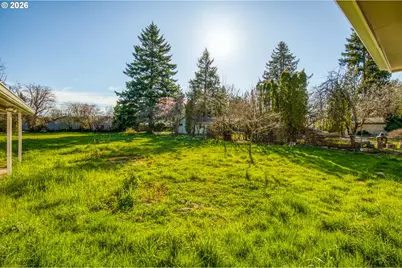 12828 SE Bush St, Portland, OR 97236 - Photo 27