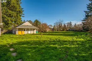 12828 SE Bush St, Portland, OR 97236 - Photo 25