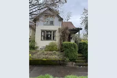 638 SE 34th Ave, Portland, OR 97214 - Photo 1