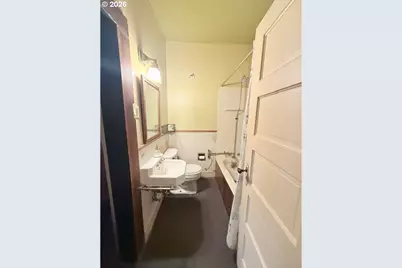 638 SE 34th Ave, Portland, OR 97214 - Photo 21