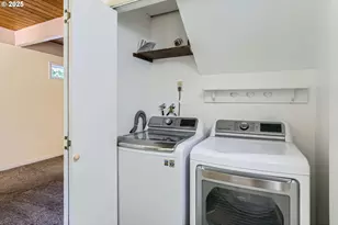 5344 NW Innisbrook Pl, Portland, OR 97229 - Photo 21