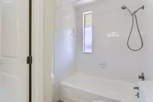 5344 NW Innisbrook Pl, Portland, OR 97229 - Photo 17