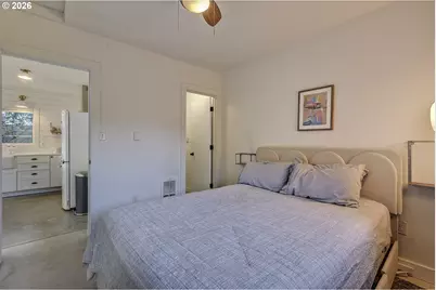 6223 N Yale St, Portland, OR 97203 - Photo 39