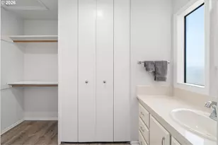 604 N Hayden Bay Dr, Portland, OR 97217 - Photo 19