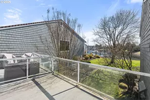 604 N Hayden Bay Dr, Portland, OR 97217 - Photo 15