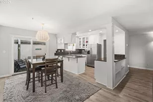 604 N Hayden Bay Dr, Portland, OR 97217 - Photo 5