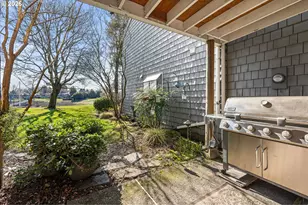 604 N Hayden Bay Dr, Portland, OR 97217 - Photo 23