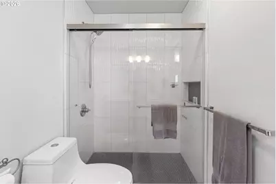 604 N Hayden Bay Dr, Portland, OR 97217 - Photo 11