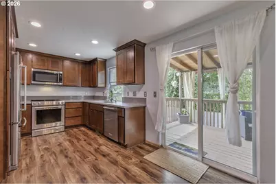 19027 SW Christopher Dr, Beaverton, OR 97003 - Photo 9