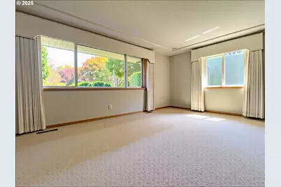 3525 NE 125th Ave, Portland, OR 97230 - Photo 5