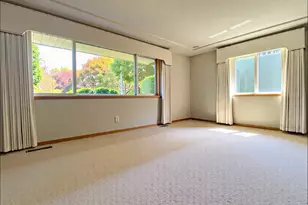 3525 NE 125th Ave, Portland, OR 97230 - Photo 5