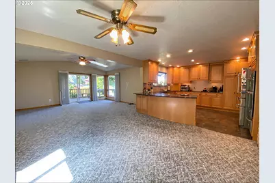 3525 NE 125th Ave, Portland, OR 97230 - Photo 9