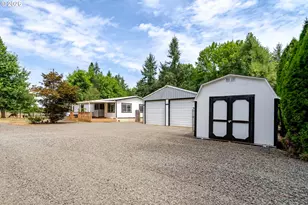 25697 Brush Creek Rd, Sweet Home, OR 97386 - Photo 45