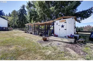 275 Studebaker Spur 2, Castle Rock, WA 98611 - Photo 9
