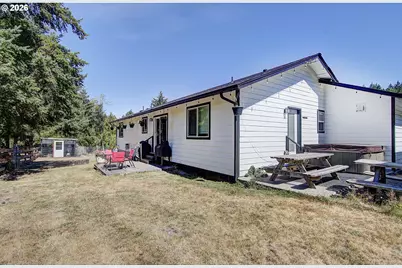 275 Studebaker Spur 2, Castle Rock, WA 98611 - Photo 5
