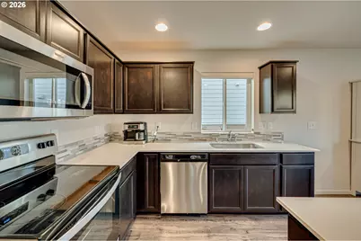 2102 S Sandhill Way, Ridgefield, WA 98642 - Photo 9