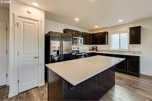 2102 S Sandhill Wy, Ridgefield, WA 98642 - Photo 7