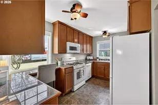 5617 SE 60th Ave, Portland, OR 97206 - Photo 11