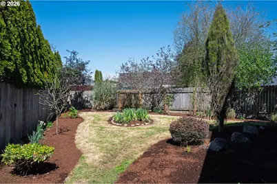 718 Trinity Ct, Molalla, OR 97038 - Photo 43