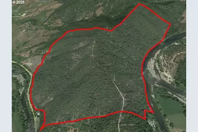 1263 Yokum Rd, Riddle, OR 97469 - Photo 7