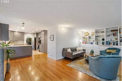 10702 SE 15th St, Vancouver, WA 98664 - Photo 17