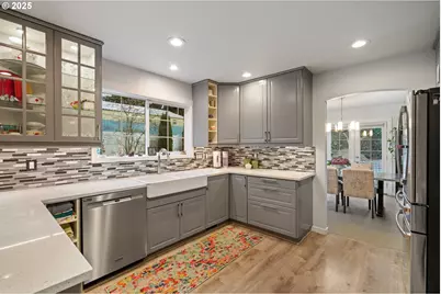 10702 SE 15th St, Vancouver, WA 98664 - Photo 9