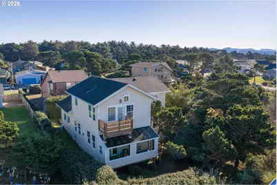 1240 Newport Ave SW, Bandon, OR 97411 - Photo 5