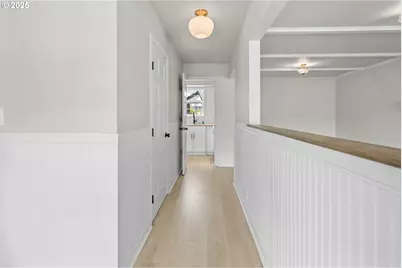 1061 NE Avery St, Newport, OR 97365 - Photo 17