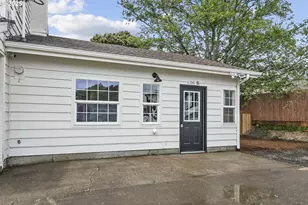 1061 NE Avery St, Newport, OR 97365 - Photo 23