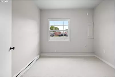 1061 NE Avery St, Newport, OR 97365 - Photo 31