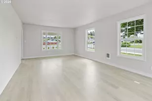 1061 NE Avery St, Newport, OR 97365 - Photo 7